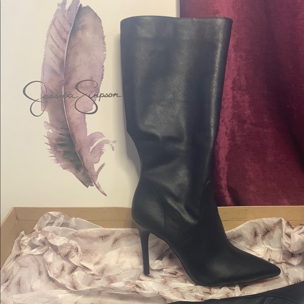 Jessica Simpson Black Heeled Boots Sleek Leather Design